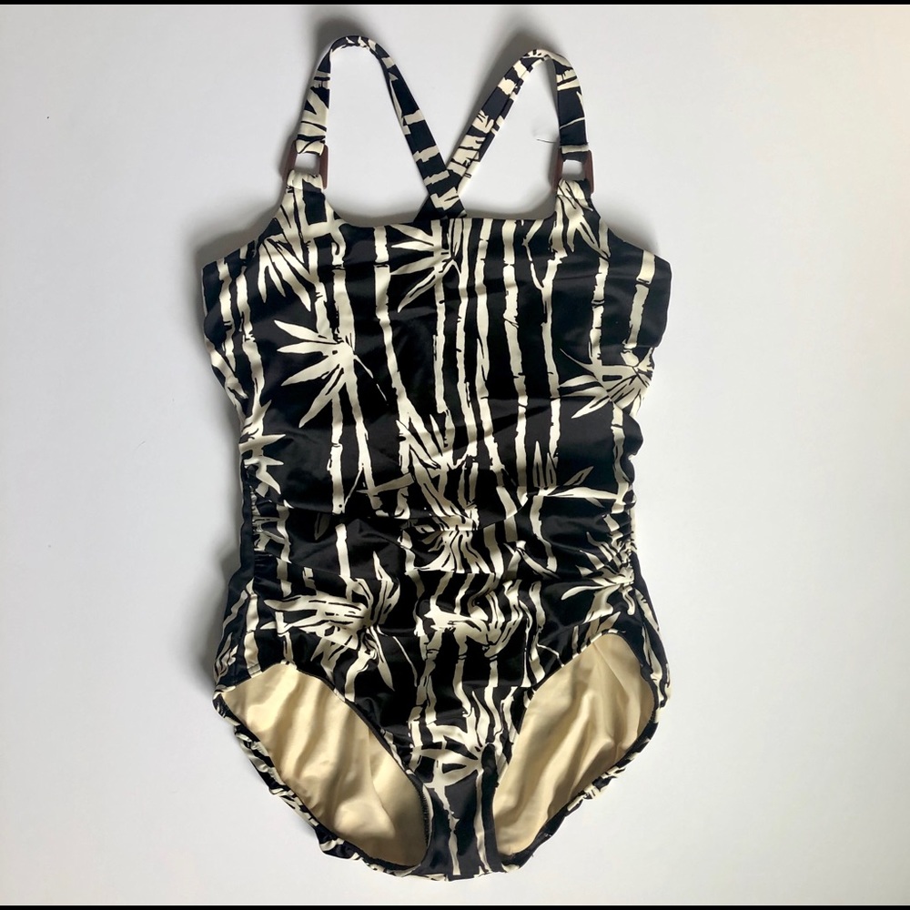Lands’ End bamboo print one piece swimsuit 10